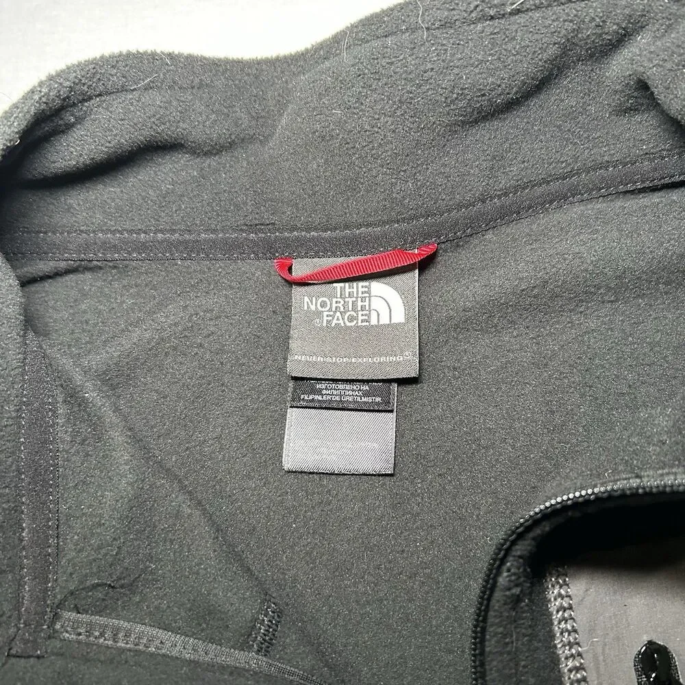 The North Face men's Crest 1/4 Zip in black and grey fleece Size XL, Hiking